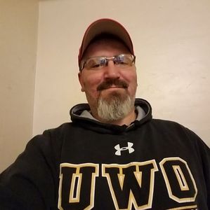 Meet your Posher, Josh